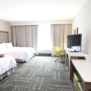 Queen Room Two Queen Beds Hearing Access or Non-Smoking